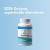 Frasco de suplemento de omega 3 con astaxantina, recomendado para el cuidado del corazón y antioxidante natural.